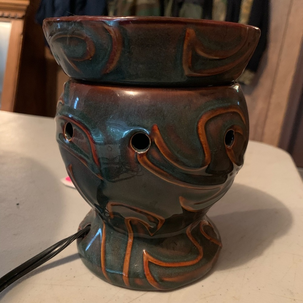 Scentsy Full Sized Warmer